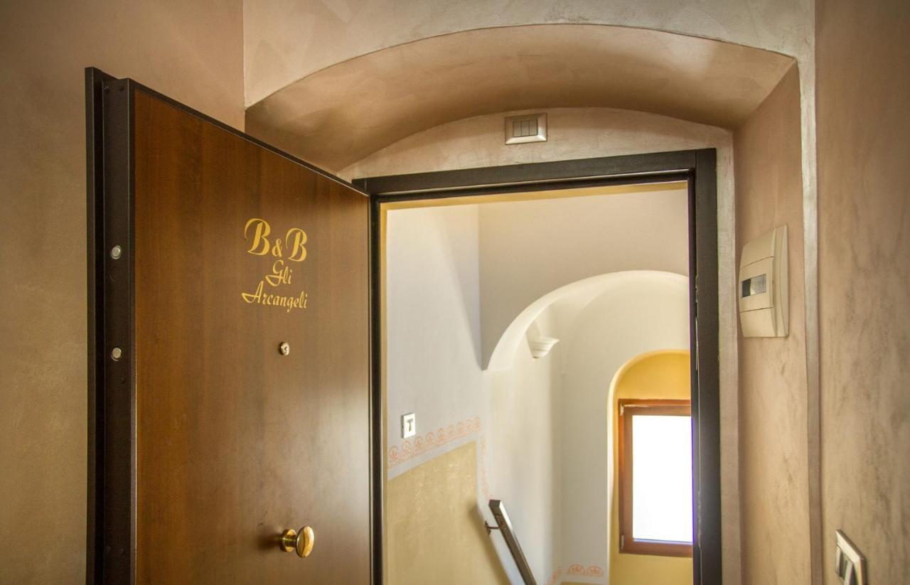 Rooms Gli Arcangeli - Affitti Brevi Italia 圣安吉罗山 外观 照片